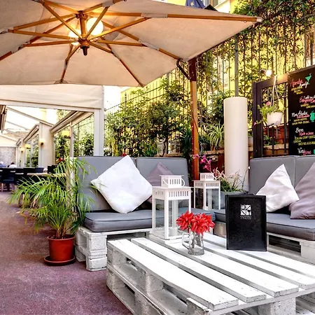 Dharma Luxury Hotel Rome