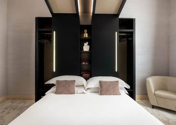 Dharma Luxury & Hotel 4*