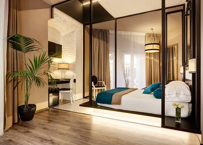 Hotel Dharma Luxury & 4*