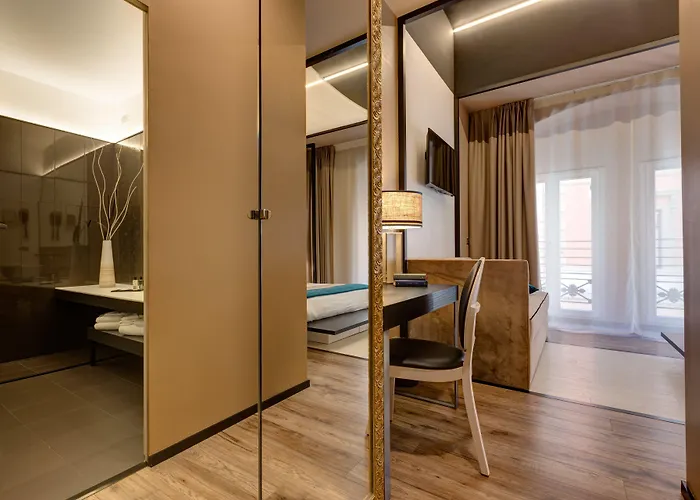 Hotel Dharma Luxury & 4*