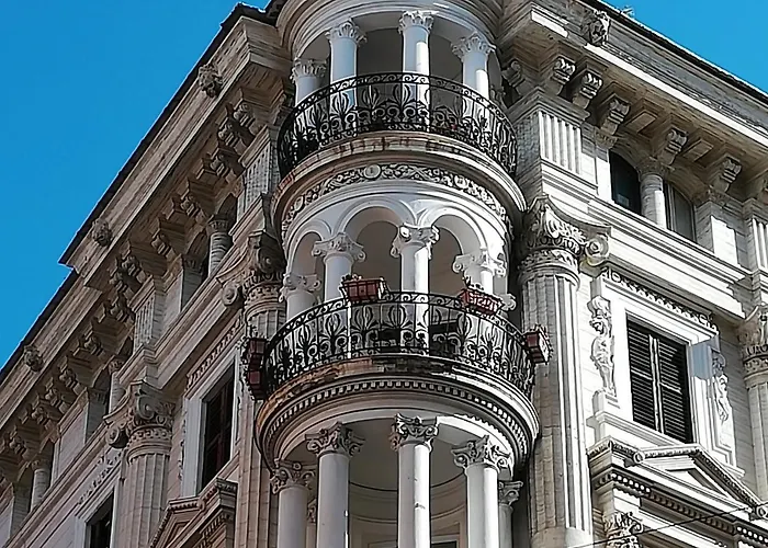 Dharma Luxury & Hotel