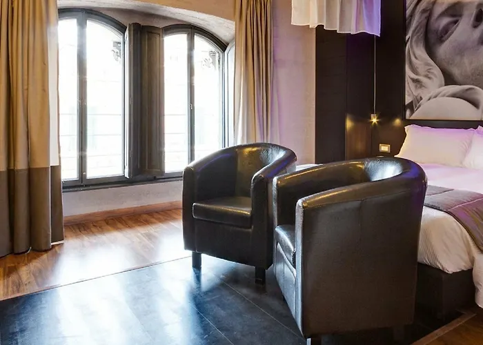 Dharma Luxury & Roma