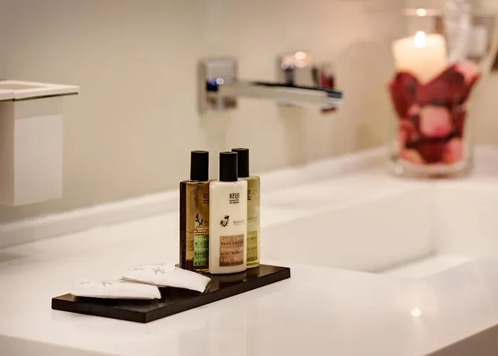 Dharma Luxury & Hotel 4*