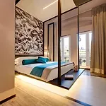 Dharma Luxury & 4*