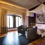 Dharma Luxury & 4*