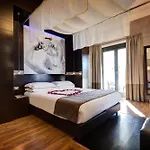 Dharma Luxury & 4*